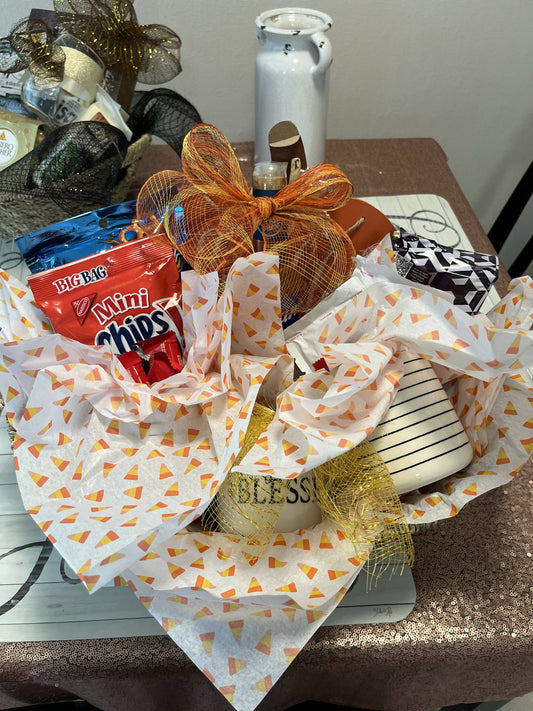 Ultimate snack and coffee fall basket